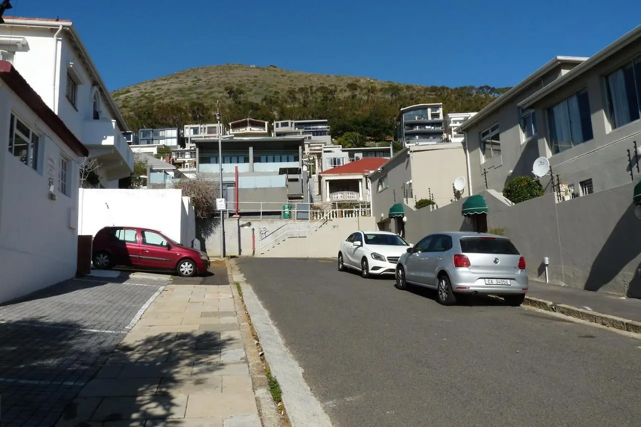 Bramber Court Art-Deco Self-Catering Apartments Kapstadt 0*,  Südafrika