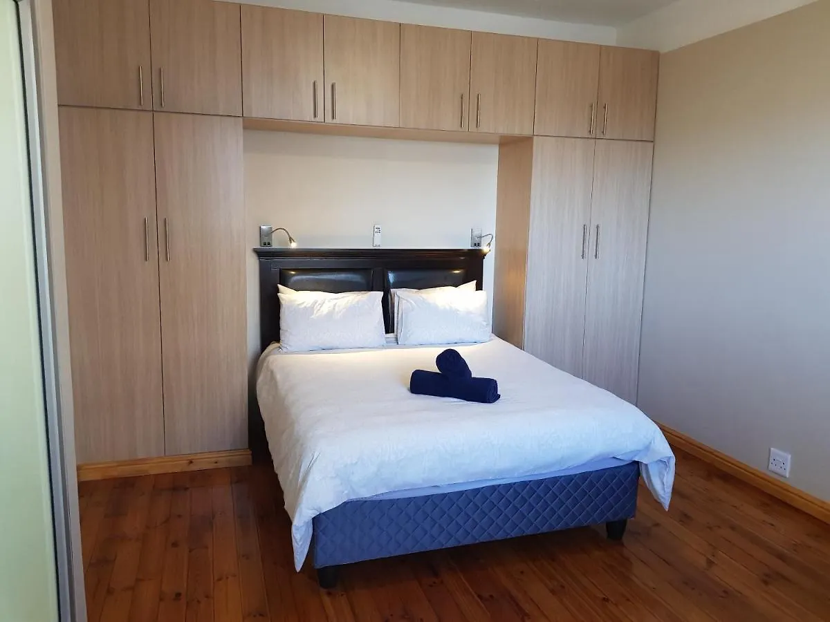 Bramber Court Art-Deco Self-Catering Apartments Le Cap